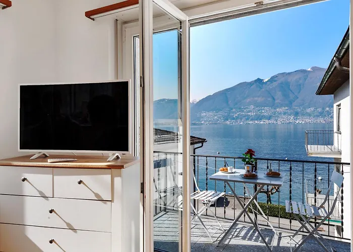 Garden On The 1 - Happy * Gambarogno