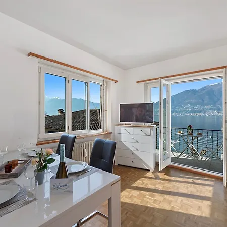 Garden On The 1 - Happy Apartment